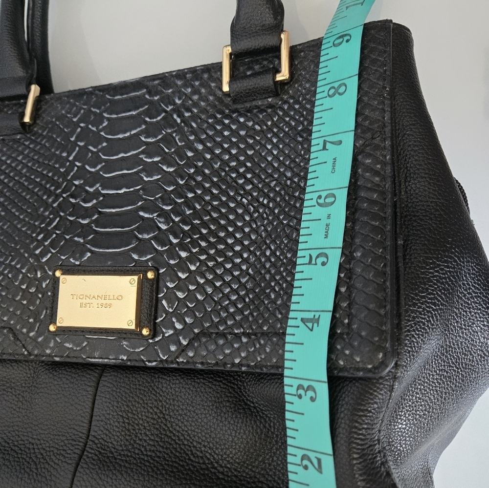 Tignanello Black Leather Multi Pocket Handbag - Picture 14 of 15
